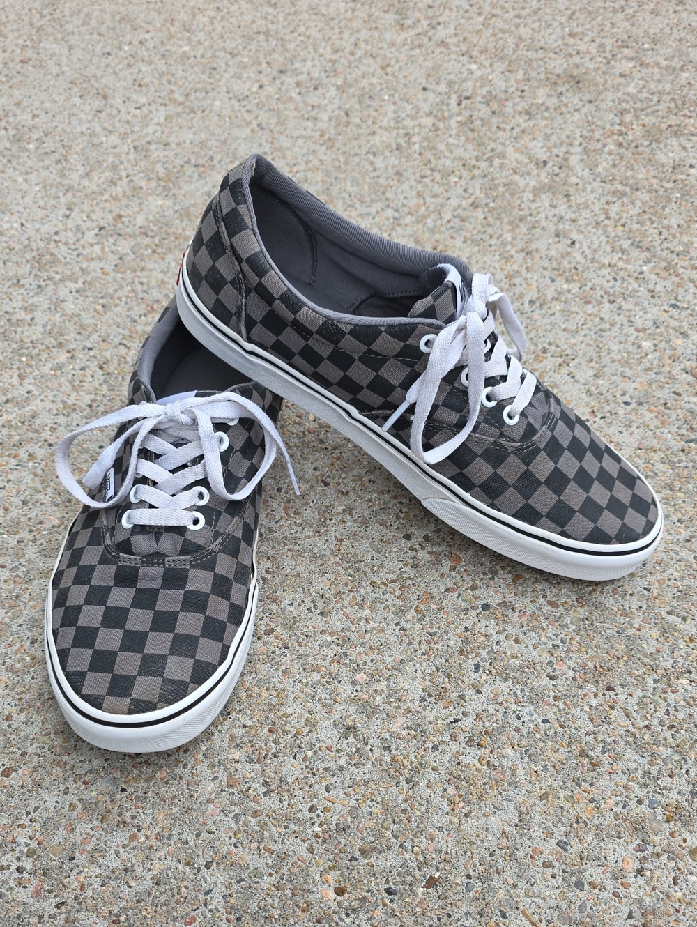 Vans Doheny Black & Pewter Gray Checkerboard Sneakers Size 10.5